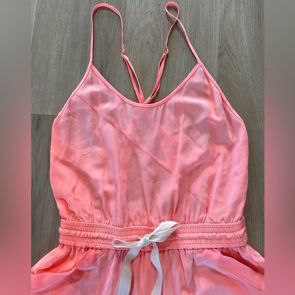 WILFRED 100% Silk Romper in a beautiful Coral Pink color. Size XS - Picture 3 of 8